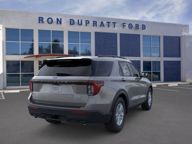 New 2026 Ford Explorer Active RWD image 9