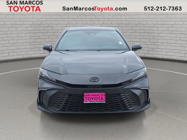 Used 2025 Toyota Camry SE w/ Convenience Package image 2