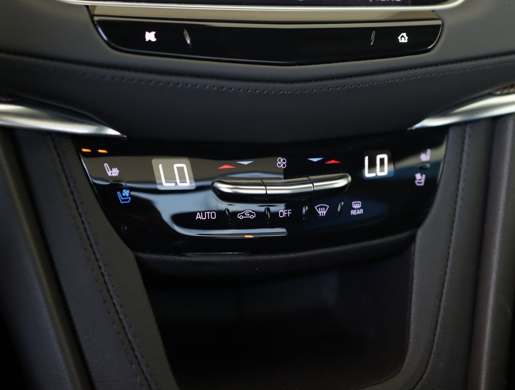 Used 2023 Cadillac XT5 Sportv w/ Platinum Package image 18