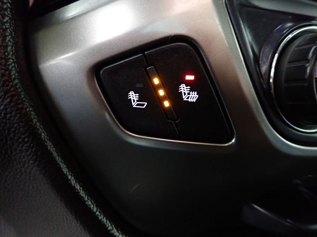 Used 2018 Chevrolet Silverado 1500 LT w/ All Star Edition image 5