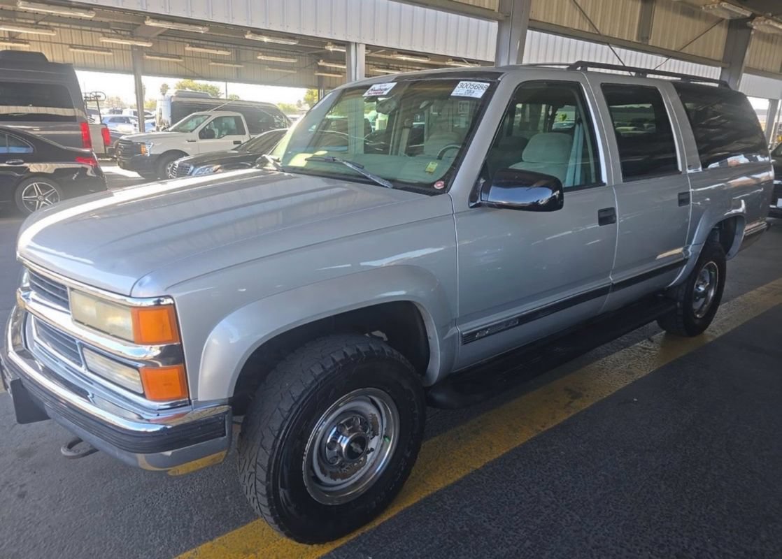 Used 1997 Chevrolet Suburban 2500 w/ Preferred Equipment Group 2