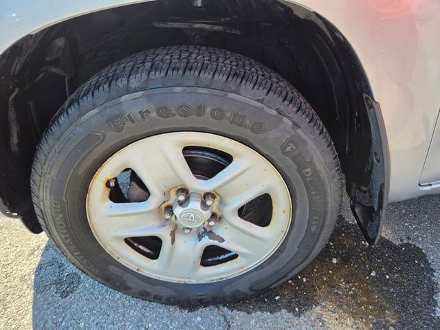 Used 2012 Toyota RAV4 4WD w/ Value Pkg image 24