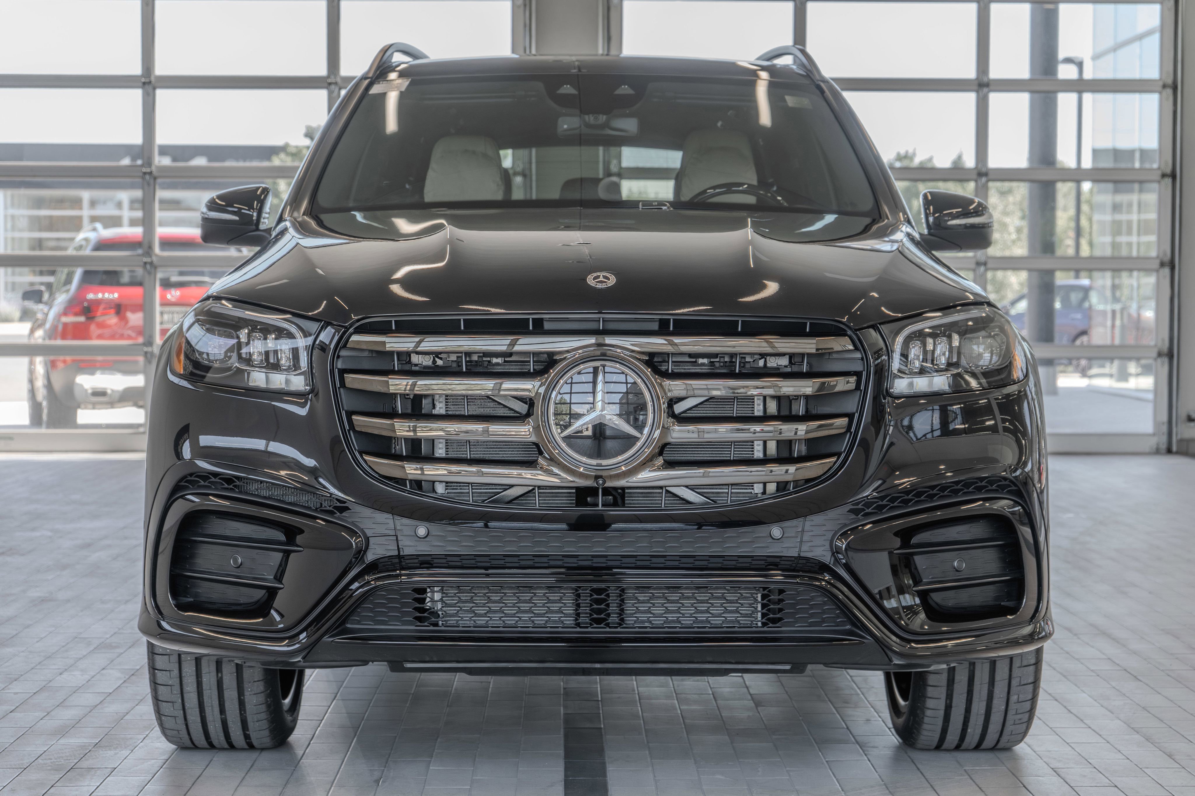 New 2026 Mercedes-Benz GLS 580 4MATIC image 11