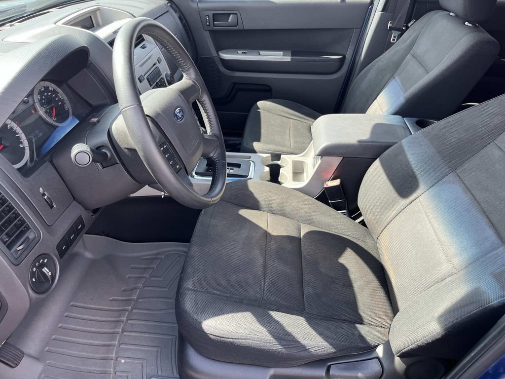 Used 2009 Ford Escape XLT FWD image 11