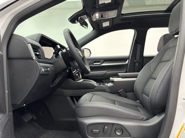 New 2026 GMC Terrain Elevation w/ Elevation Premium Package FWD image 18