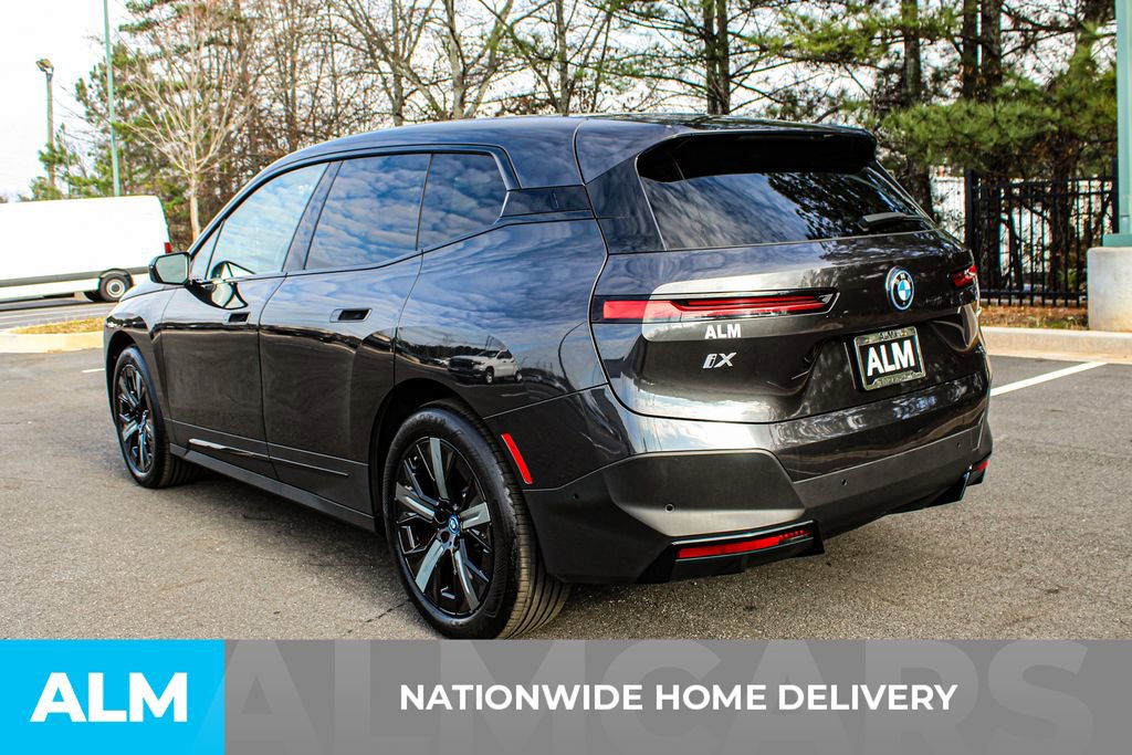 Used 2023 BMW iX xDrive50 w/ Convenience Package image 5