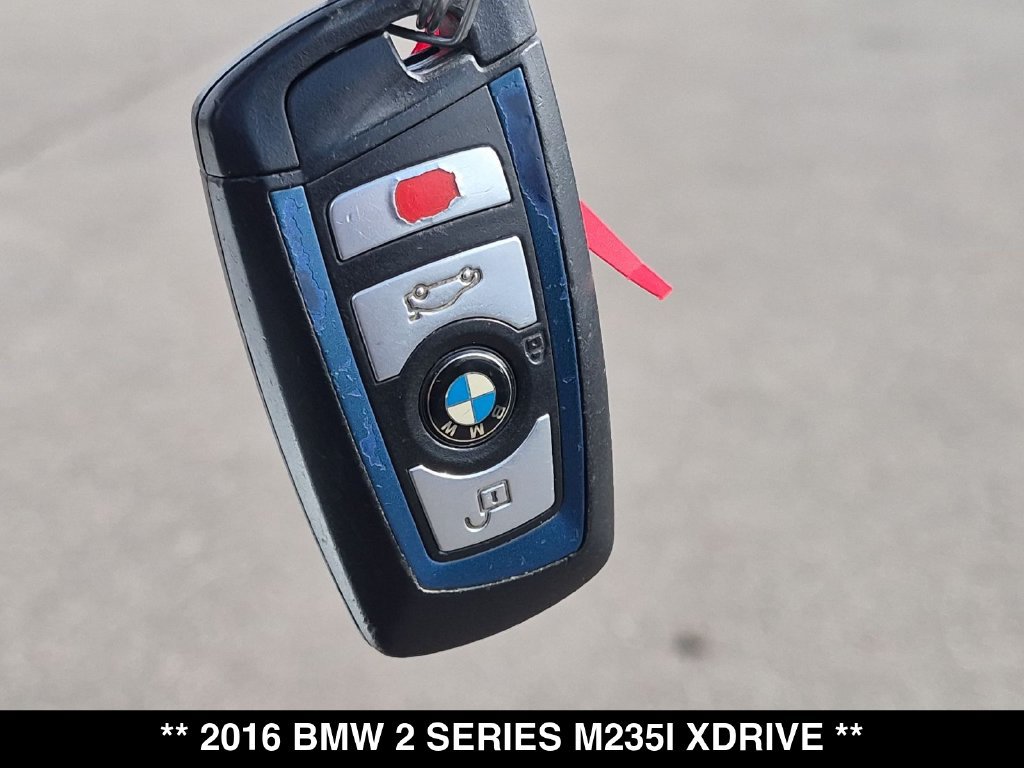 Used 2016 BMW M235i xDrive Convertible AWD/4WD image 32