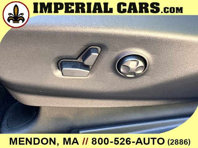 New 2027 Chrysler Pacifica Select AWD/4WD image 36