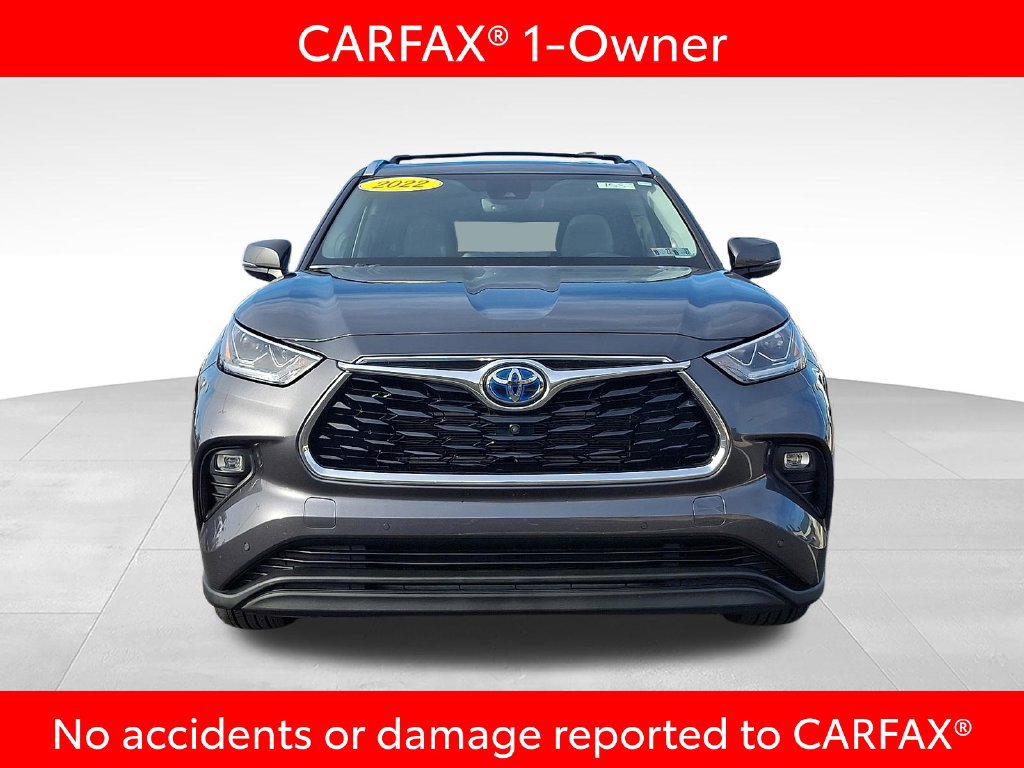 Certified 2022 Toyota Highlander Limited AWD/4WD image 4