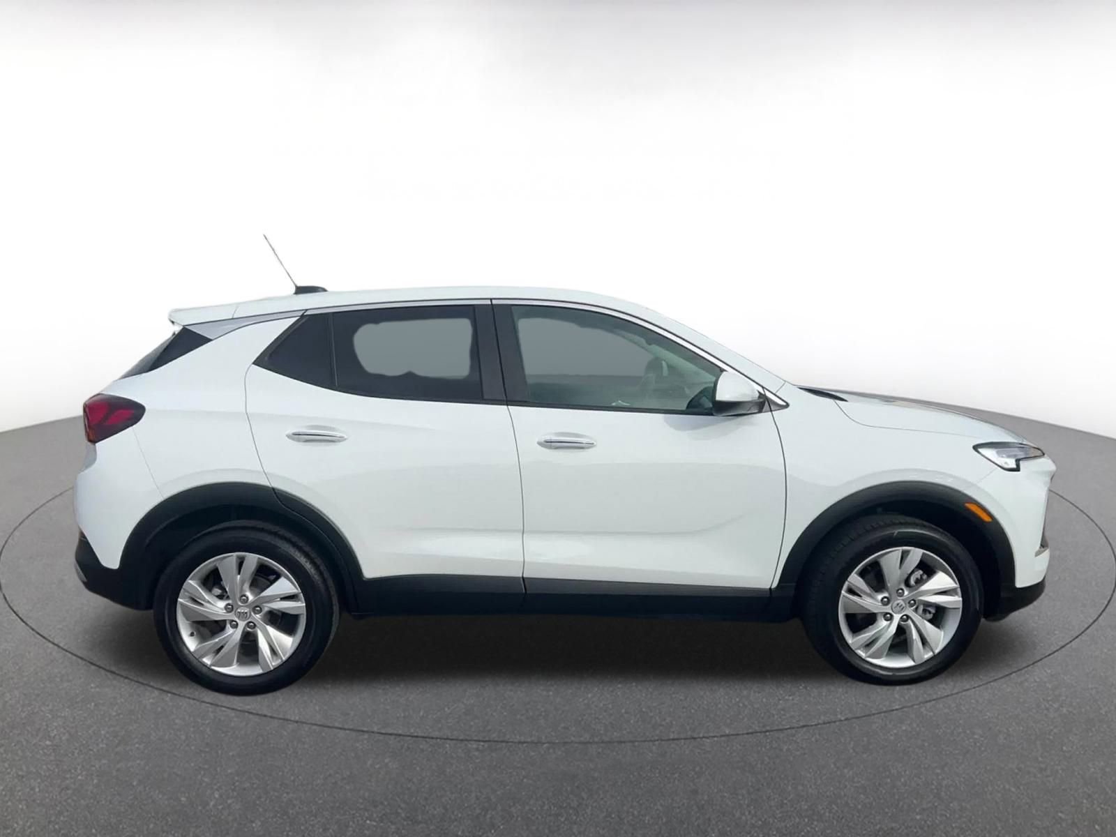 Used 2025 Buick Encore GX Preferred image 16