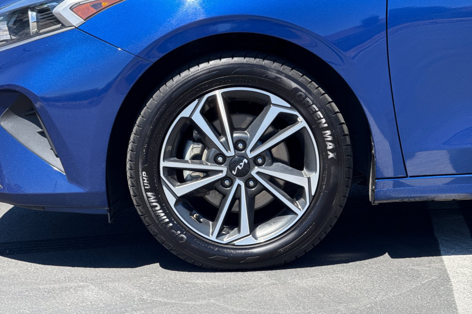 Used 2023 Kia Forte LXS FWD image 15