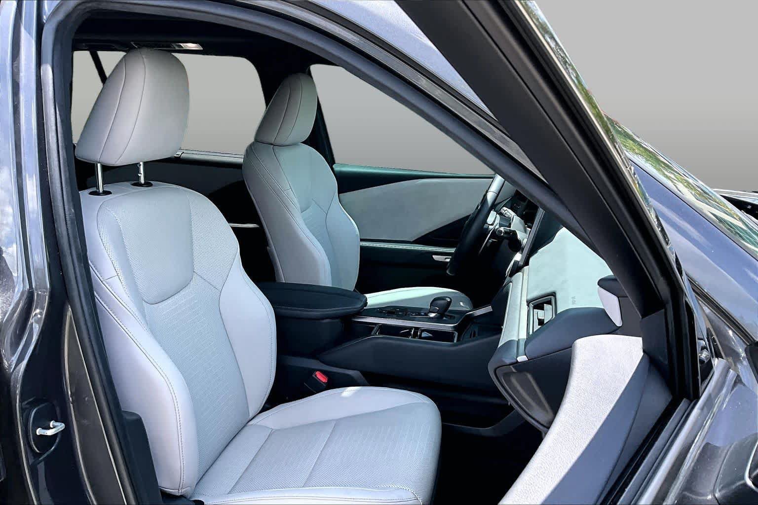 Used 2024 Lexus TX 350 FWD w/ Technology Package image 9