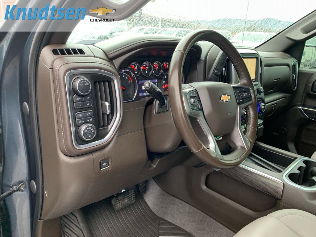 Used 2021 Chevrolet Silverado 1500 LTZ w/ LTZ Premium Package image 16