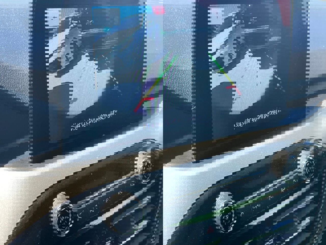 Used 2022 Ford Escape SE image 12