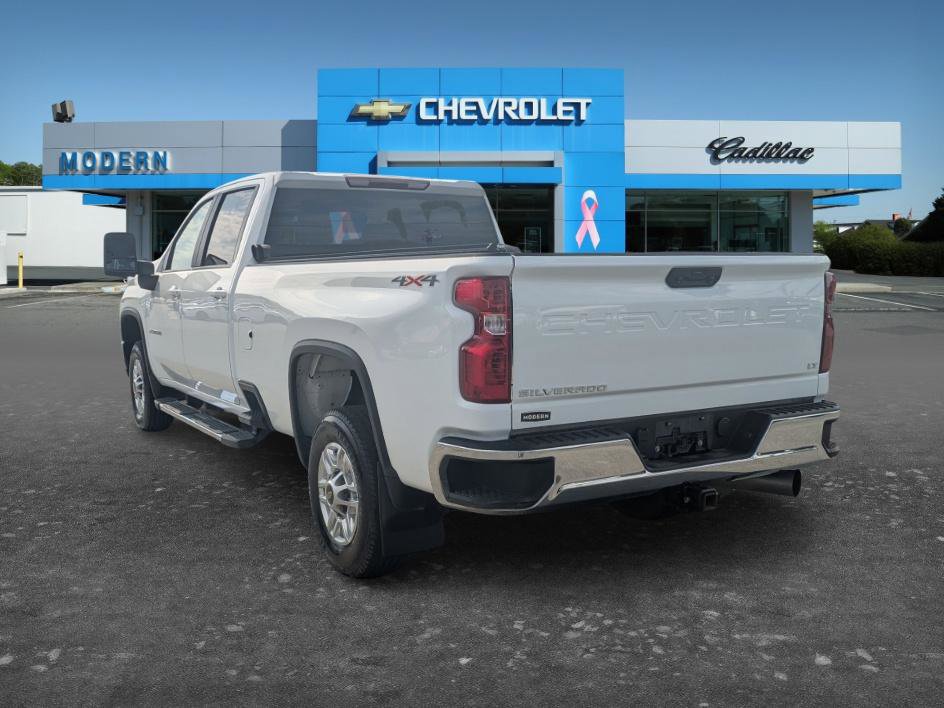 Used 2024 Chevrolet Silverado 2500 LT AWD/4WD image 7