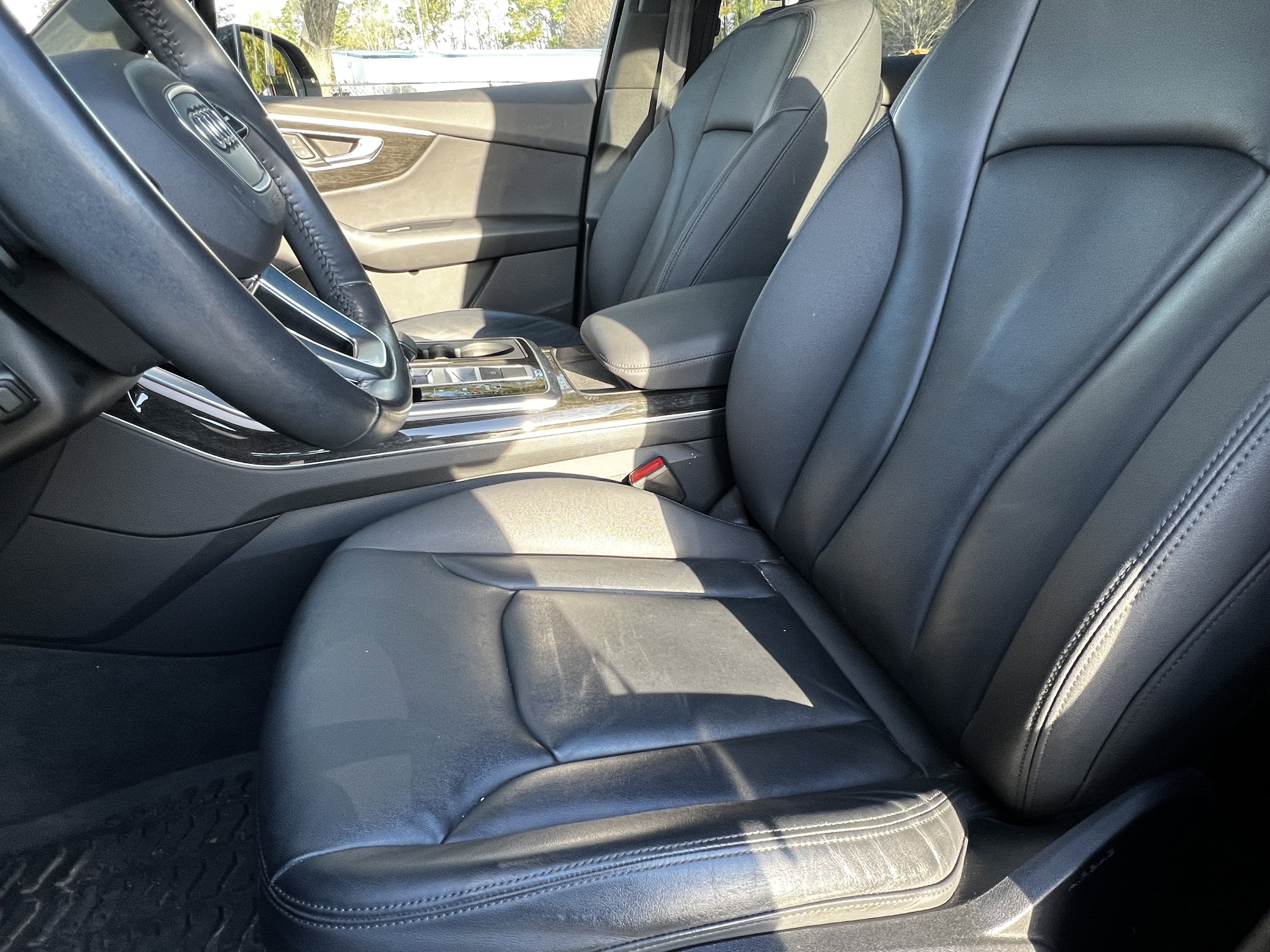 Used 2020 Audi Q7 3.0T Premium w/ Convenience Package image 17