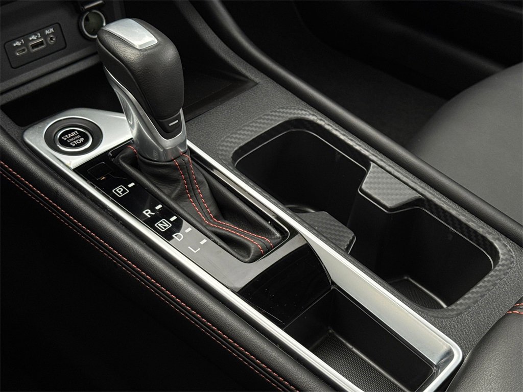 Used 2025 Nissan Sentra SR w/ SR Premium Package image 24