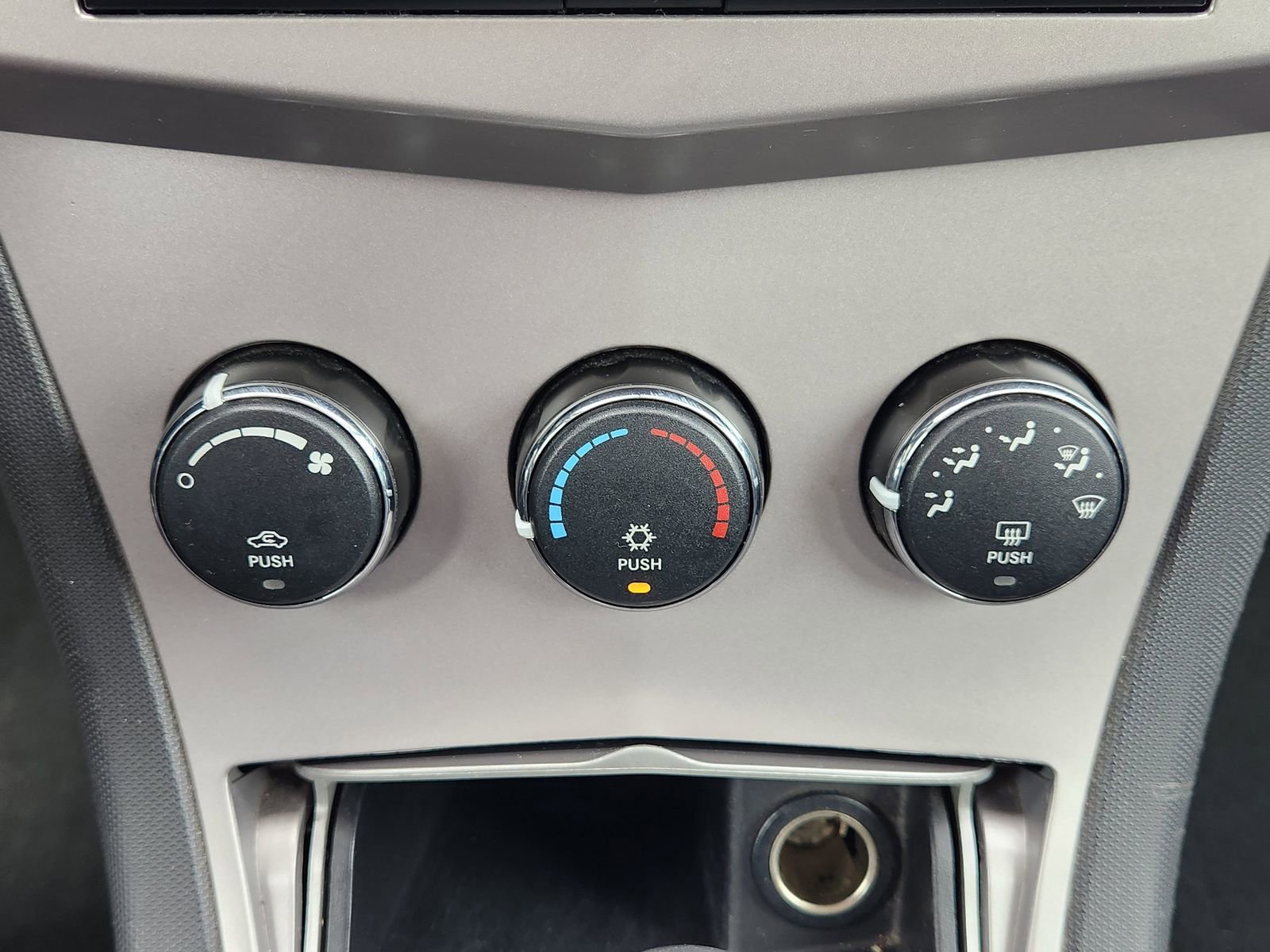 Used 2009 Chrysler Sebring Touring image 21