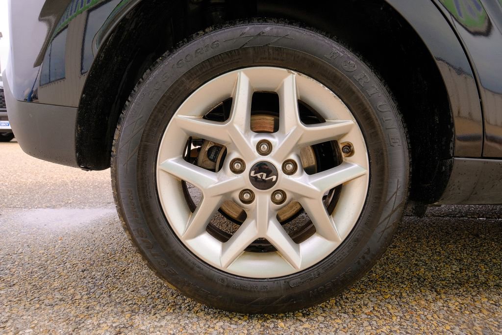 Used 2023 Kia Soul LX w/ LX Technology Package image 39