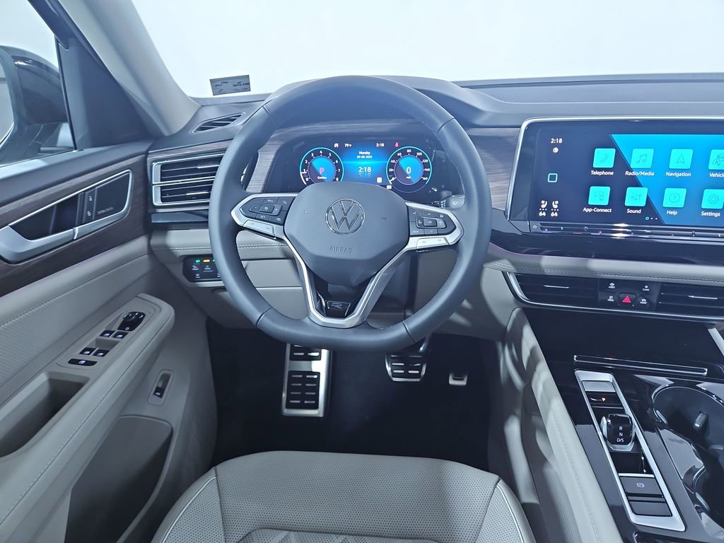 New 2026 Volkswagen Atlas SEL Premium R-Line image 13