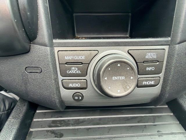Used 2015 Honda Pilot Touring image 26