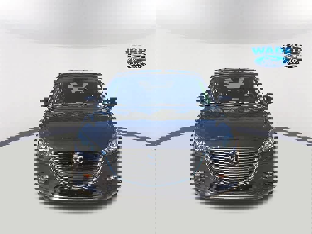 Used 2017 MAZDA MAZDA3 Touring image 2