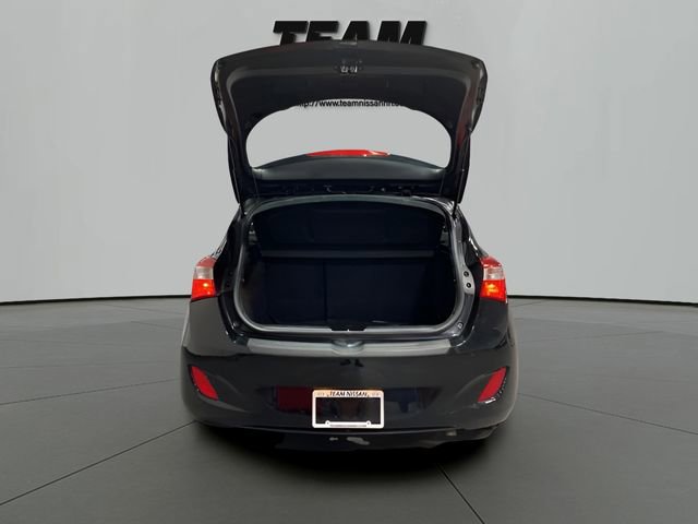 Used 2017 Hyundai Elantra GT FWD image 6
