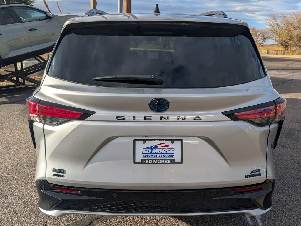 Used 2023 Toyota Sienna AWD image 4
