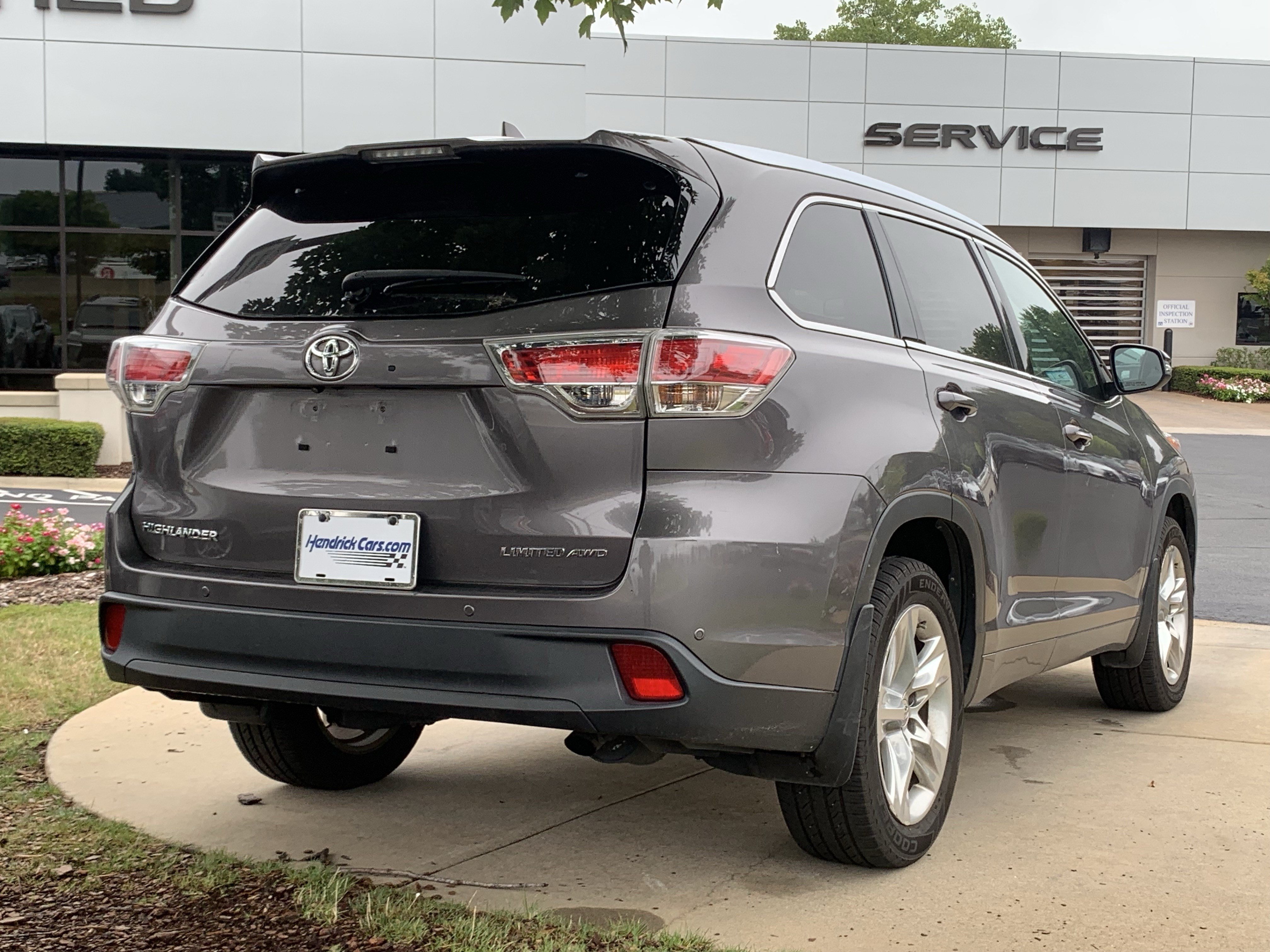 Used 2015 Toyota Highlander Limited Platinum AWD/4WD image 27