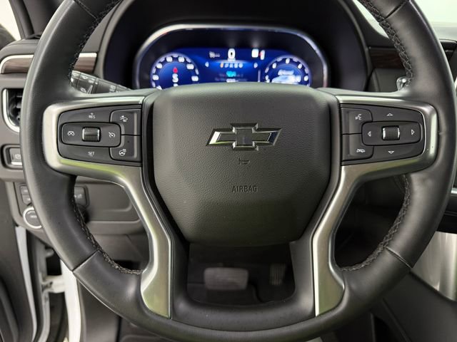 Used 2023 Chevrolet Suburban Z71 w/ Luxury Package AWD/4WD image 12