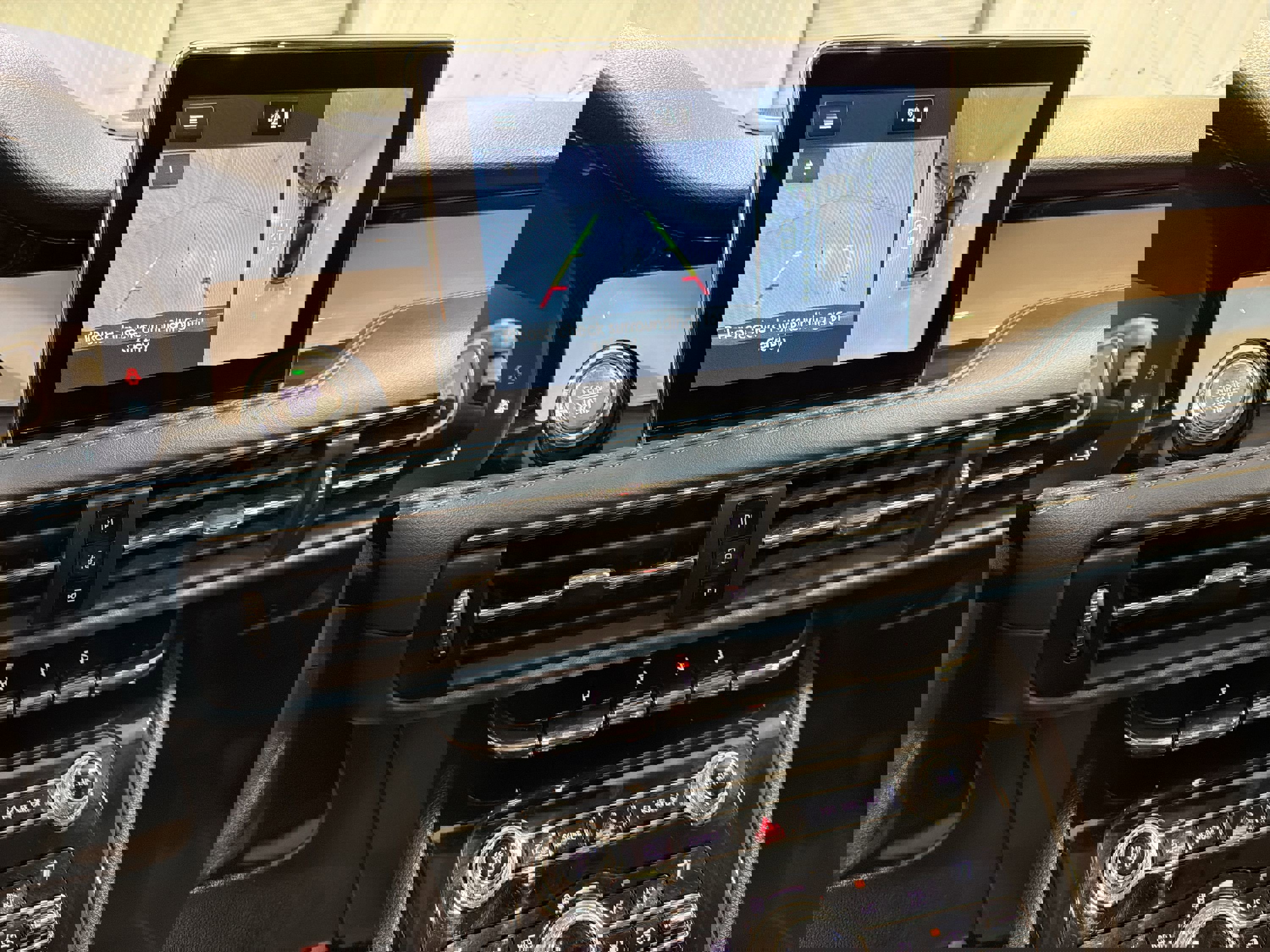 Used 2020 Lincoln Corsair Reserve w/ Equipment Group 201A image 18