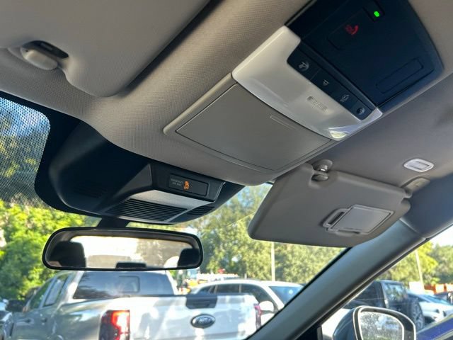 Used 2024 Nissan Rogue SV FWD image 12