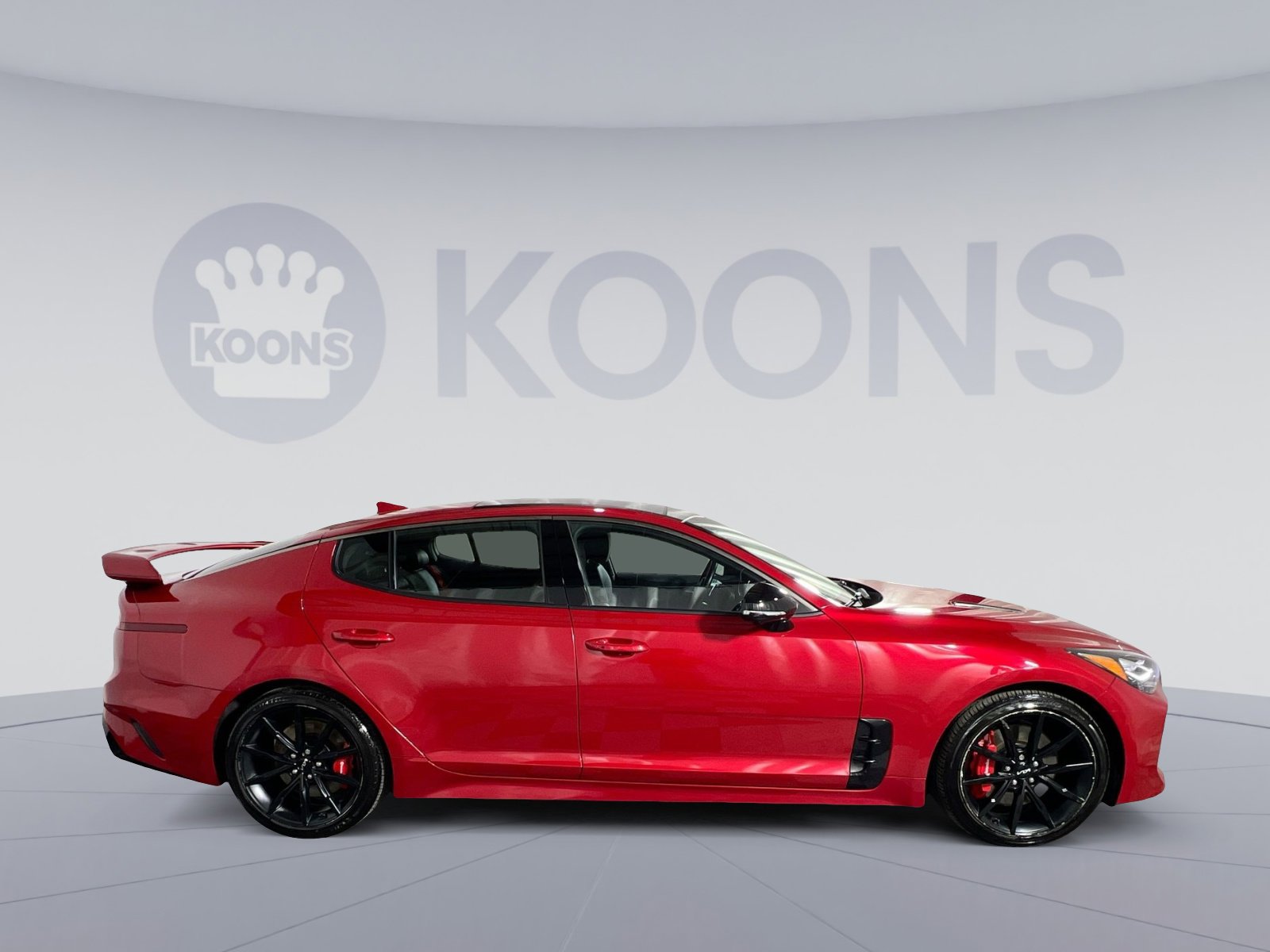 Used 2023 Kia Stinger GT2 image 4