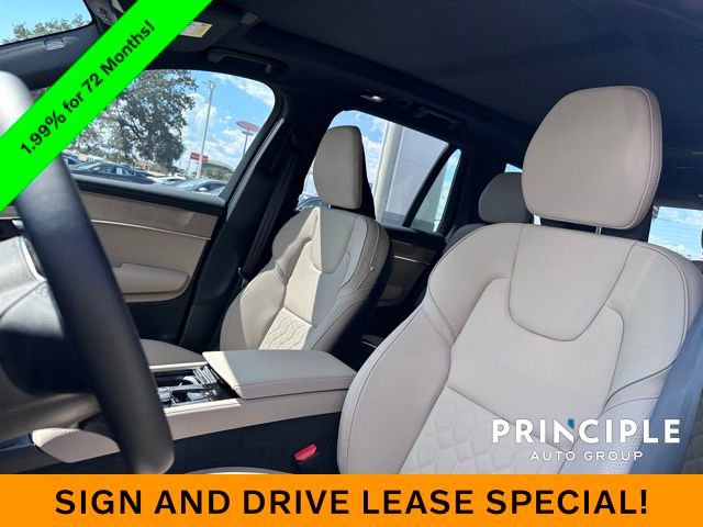 New 2026 Volvo XC90 B6 Plus w/ Protection Package Premier image 22