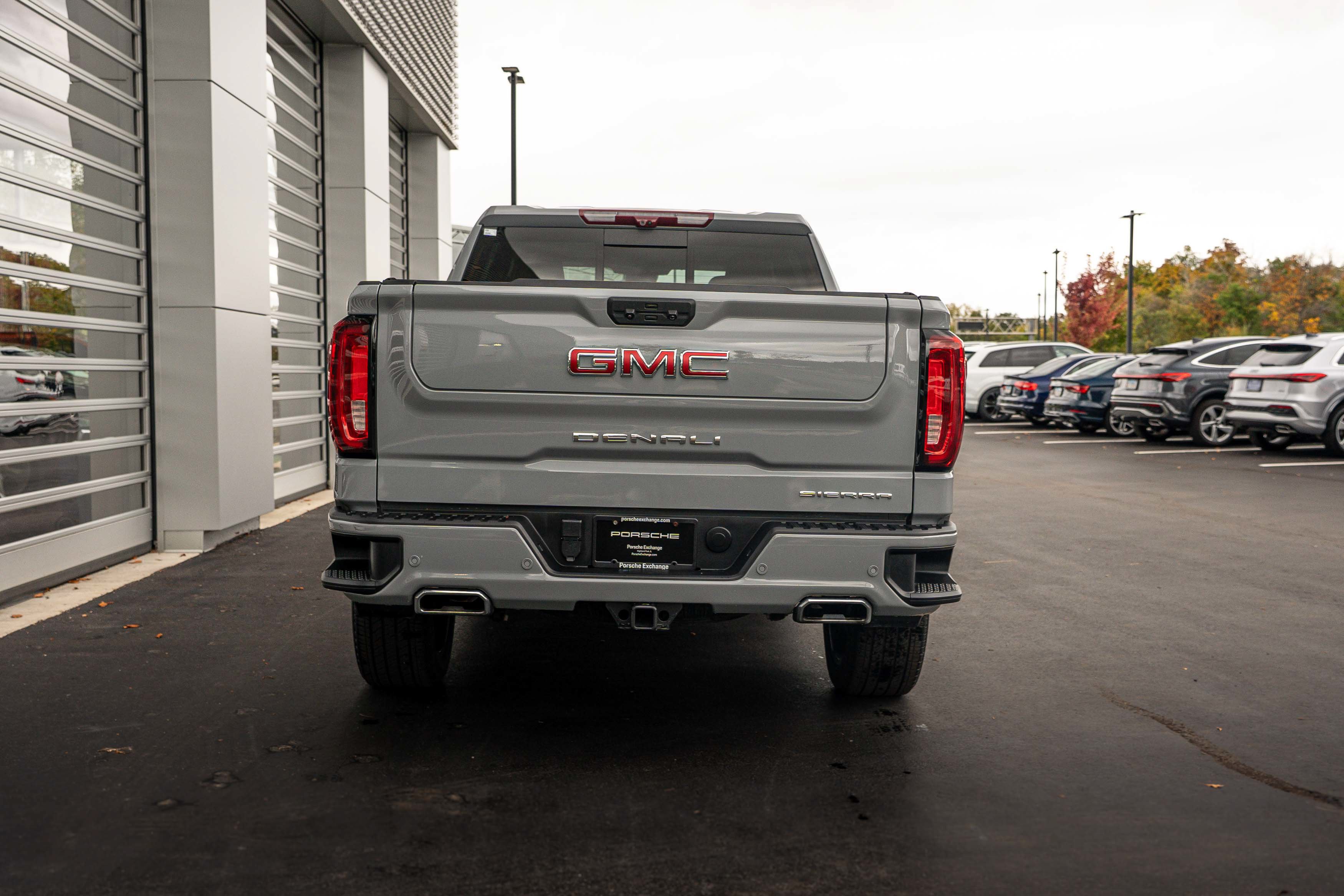 Used 2025 GMC Sierra 1500 Denali w/ Denali Reserve Package AWD/4WD image 19
