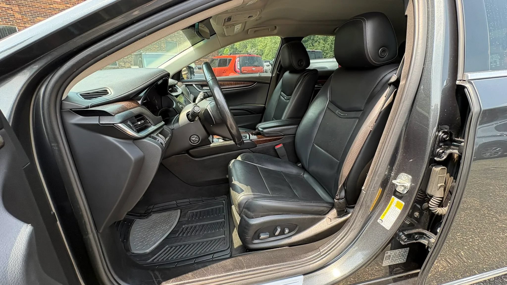 Used 2019 Cadillac XTS Luxury FWD image 25
