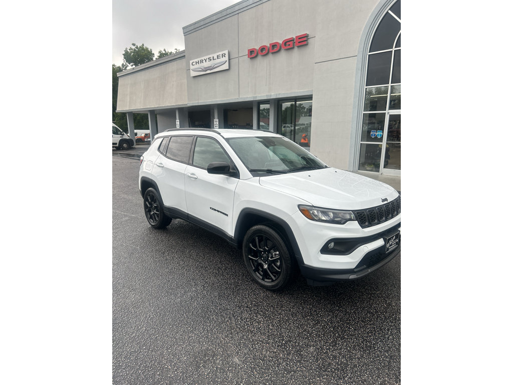 New 2026 Jeep Compass Latitude AWD/4WD image 2