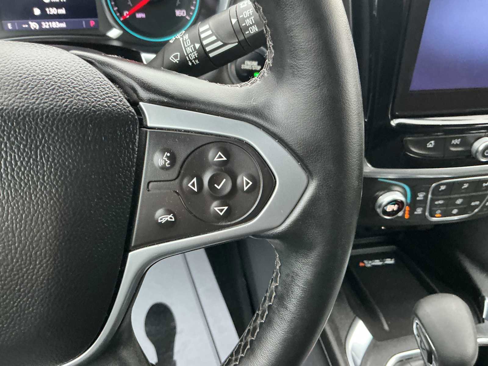 Used 2023 Chevrolet Traverse LT image 11