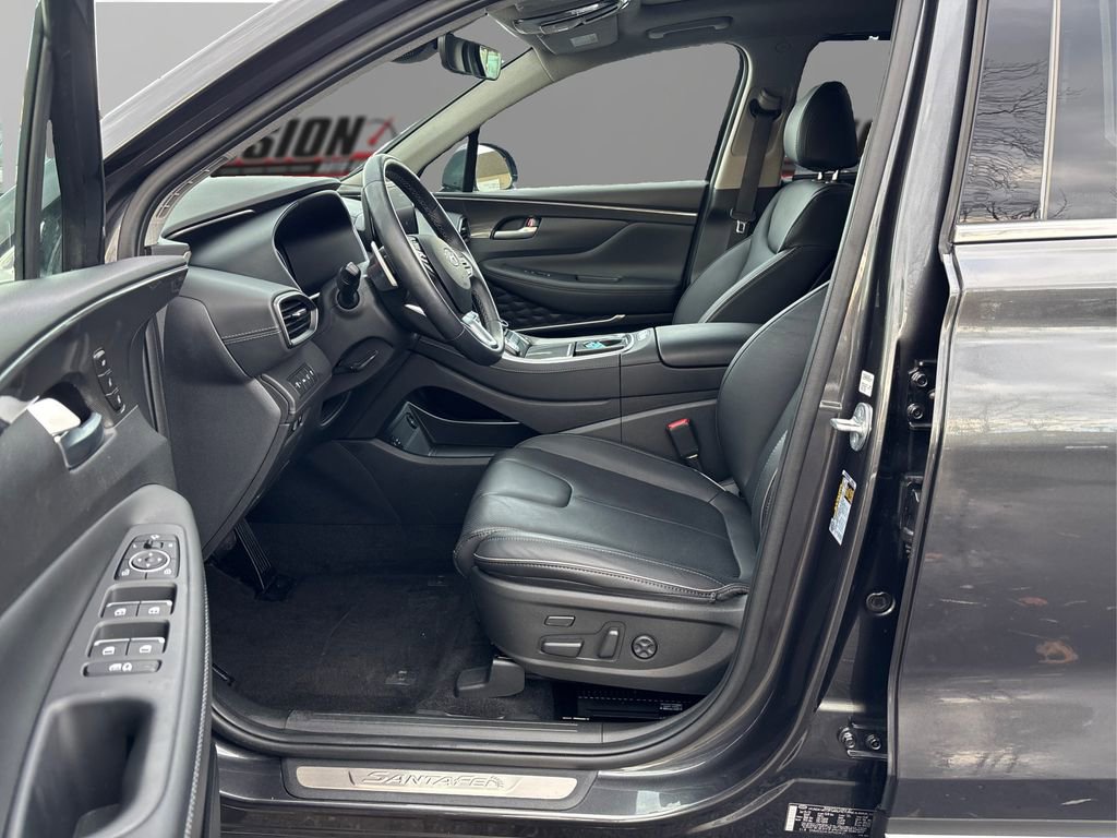 Certified 2023 Hyundai Santa Fe Limited image 9