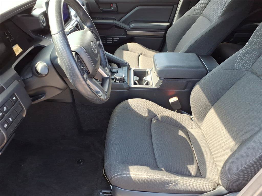 Certified 2025 Toyota 4Runner SR5 AWD/4WD image 12
