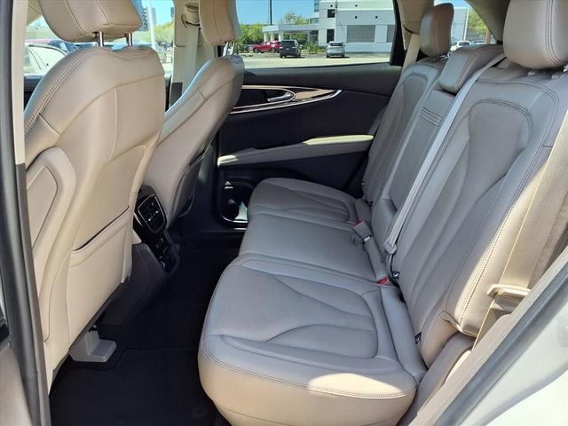 Certified 2023 Lincoln Nautilus Reserve w/ Luxury Package image 5