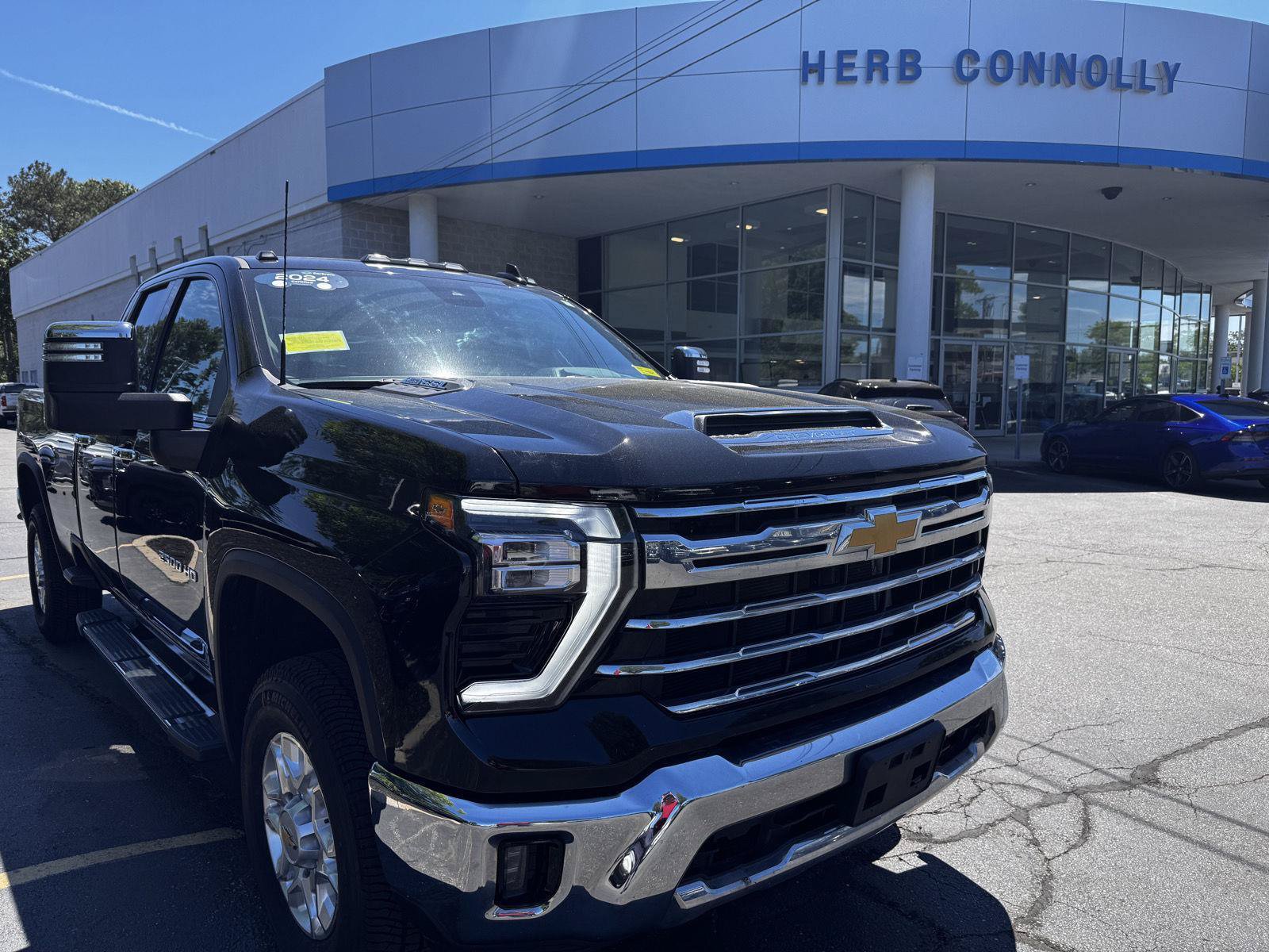 Certified 2024 Chevrolet Silverado 2500 LTZ w/ LTZ Convenience Package AWD/4WD video 1