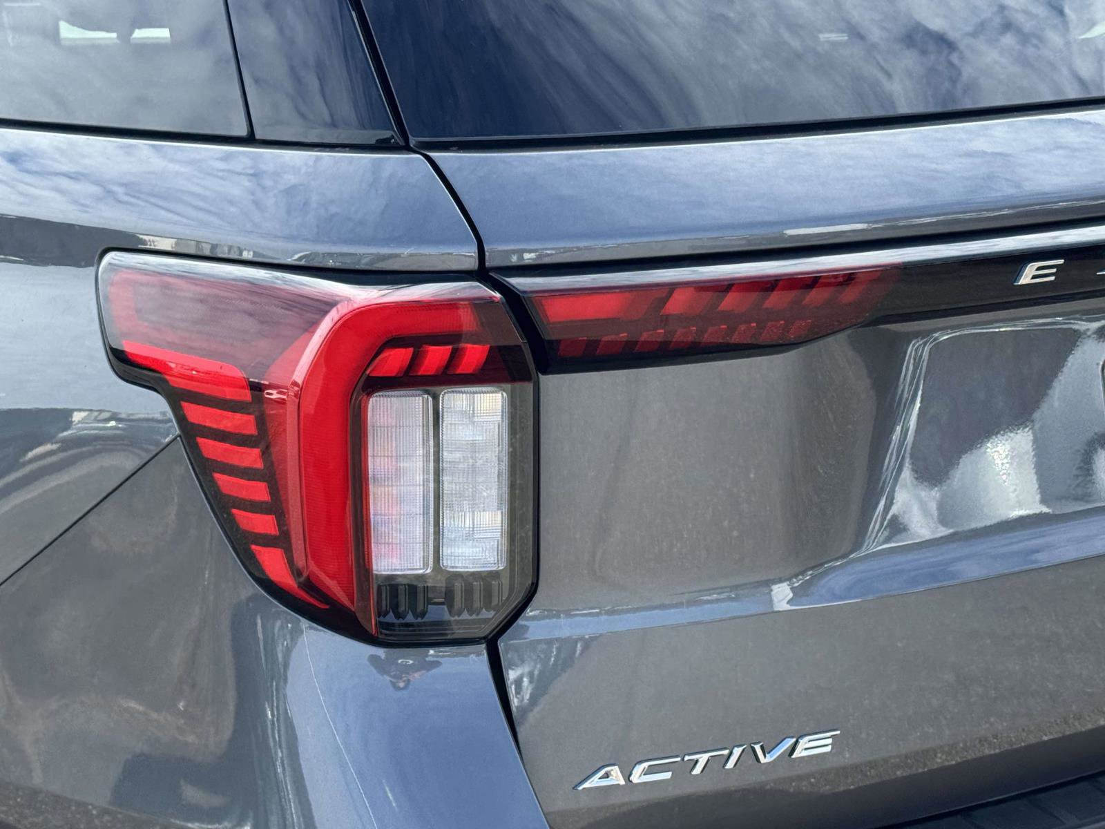 New 2026 Ford Explorer Active image 9