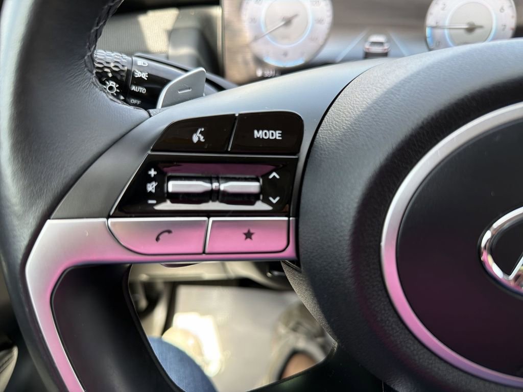 Certified 2022 Hyundai Tucson Limited w/ Winter Package image 19