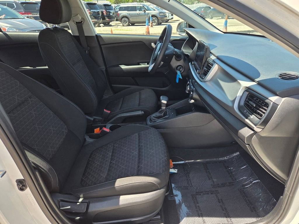 Used 2023 Kia Rio LX FWD image 15