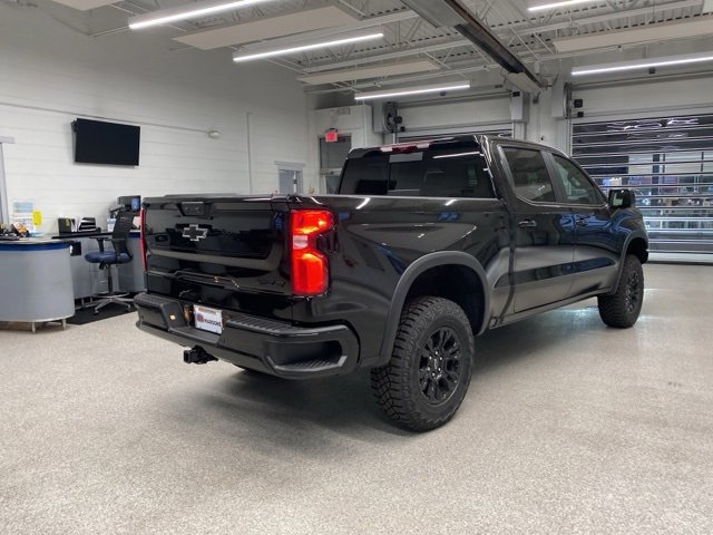 New 2026 Chevrolet Silverado 1500 ZR2 w/ Dark Appearance Package image 5