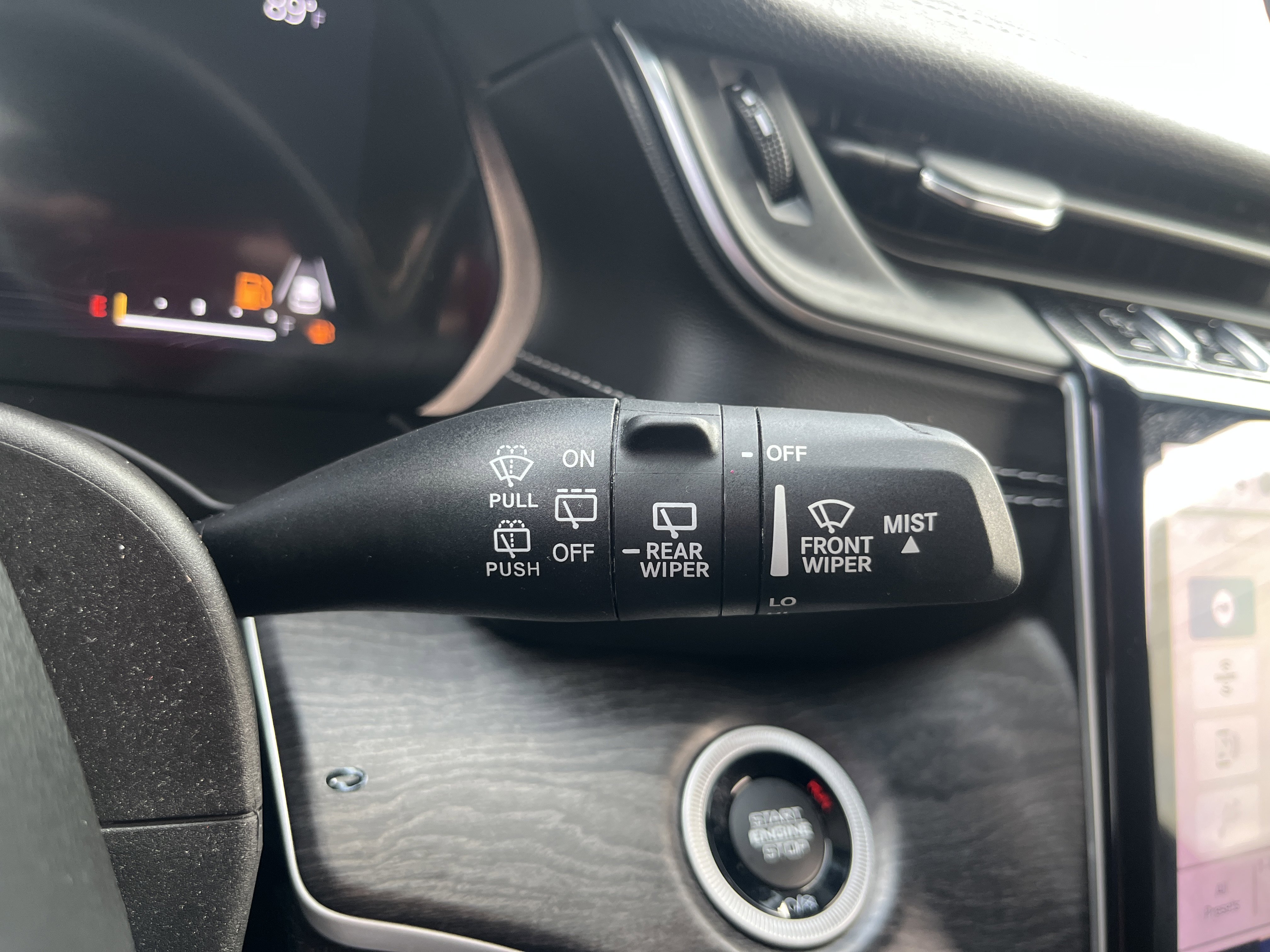 Used 2022 Jeep Grand Cherokee L Limited AWD/4WD image 22