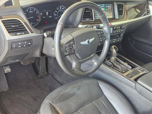 Used 2015 Hyundai Genesis 3.8 w/ Option Group 02 RWD image 10