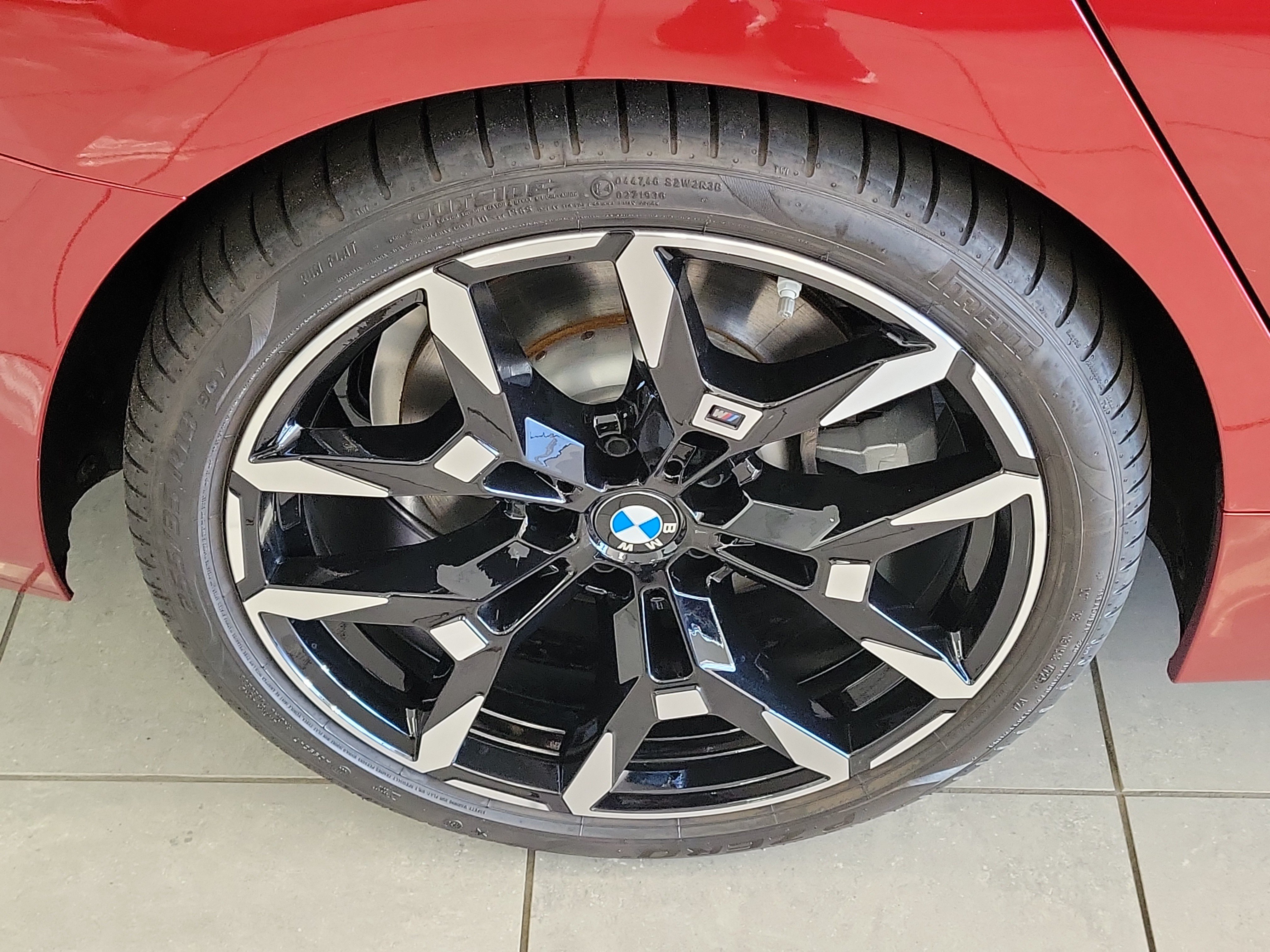 Used 2026 BMW 330i Sedan w/ M Sport Package RWD image 6