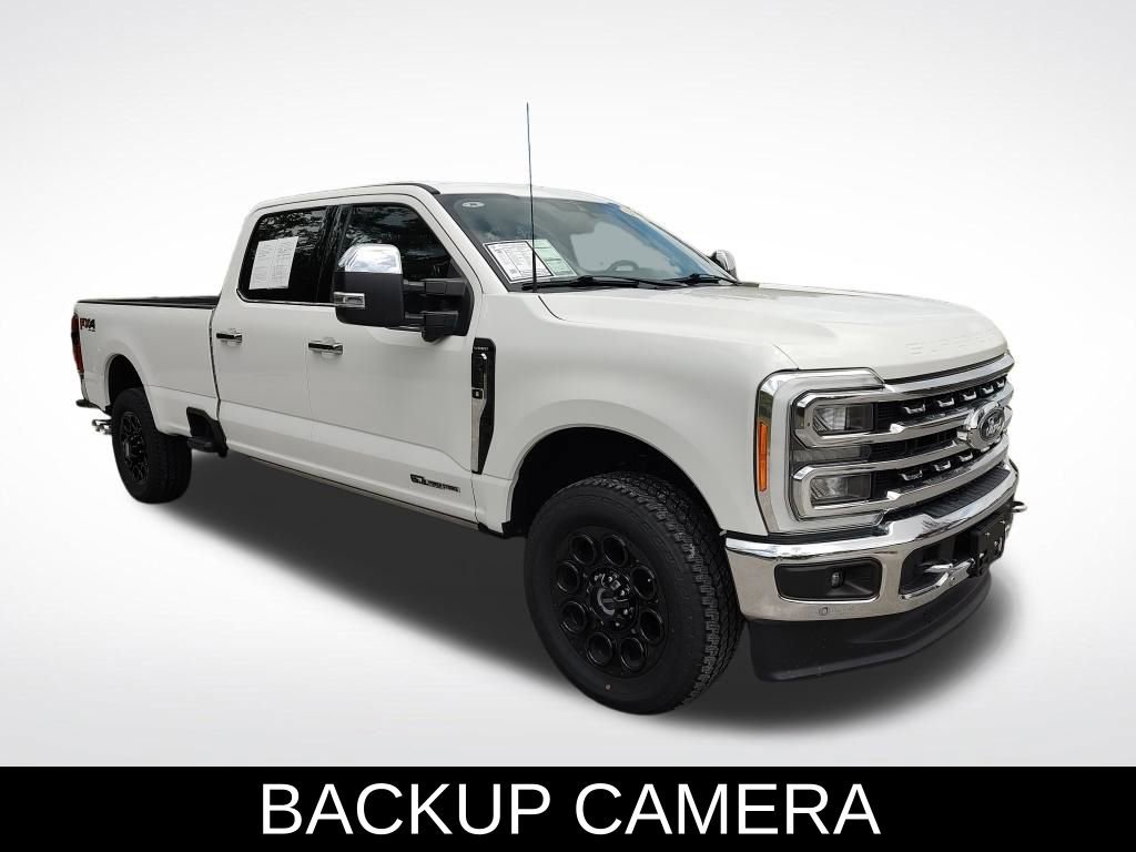 Used 2023 Ford F250 Lariat w/ Lariat Ultimate Package image 3